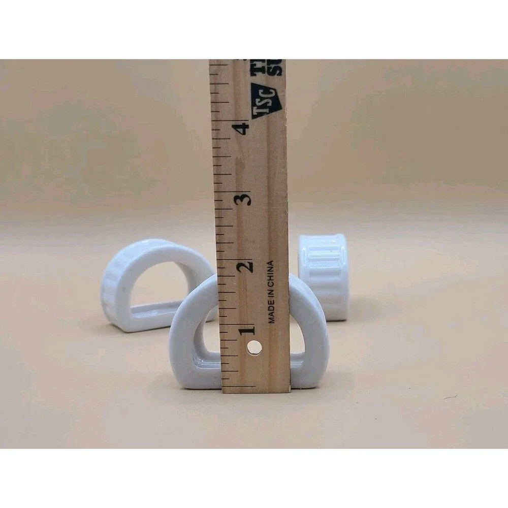 Oneida Napkin Rings Ariel White Ribbed Half Circle Set of 4
